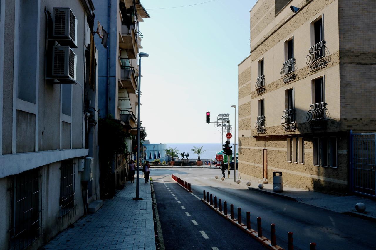Appartamento Sea Port Celebrity - Lets4holiday Varna